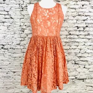Freeway Sleeveless Lace Dress